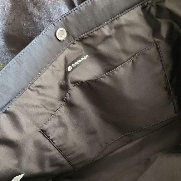 NWT - Pure Barre Lululemon Black Tote Bag - Picture 4 of 9